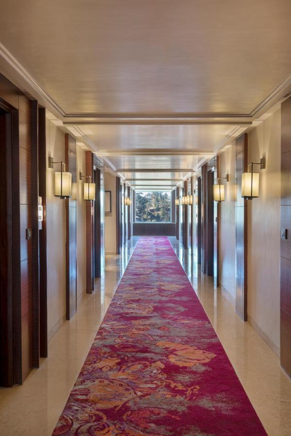 Radisson Kufri Hotel Shimla Bagian luar foto