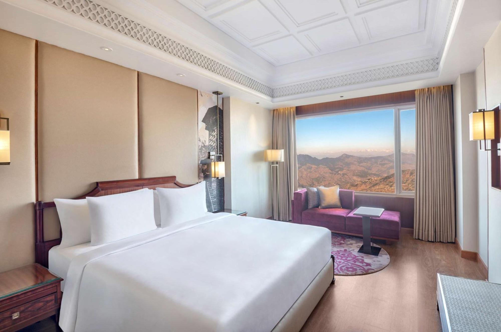 Radisson Kufri Hotel Shimla Bagian luar foto